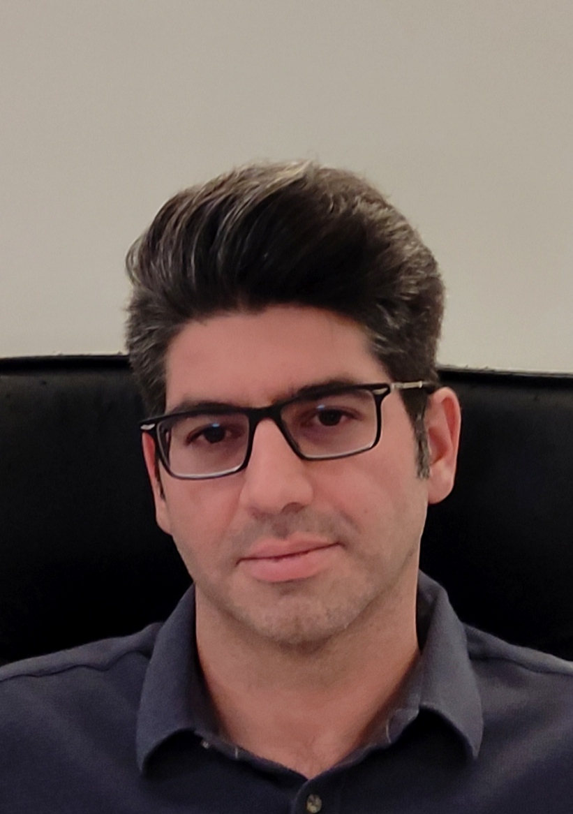 اشخاص حقیقی - عیسی صالحیان