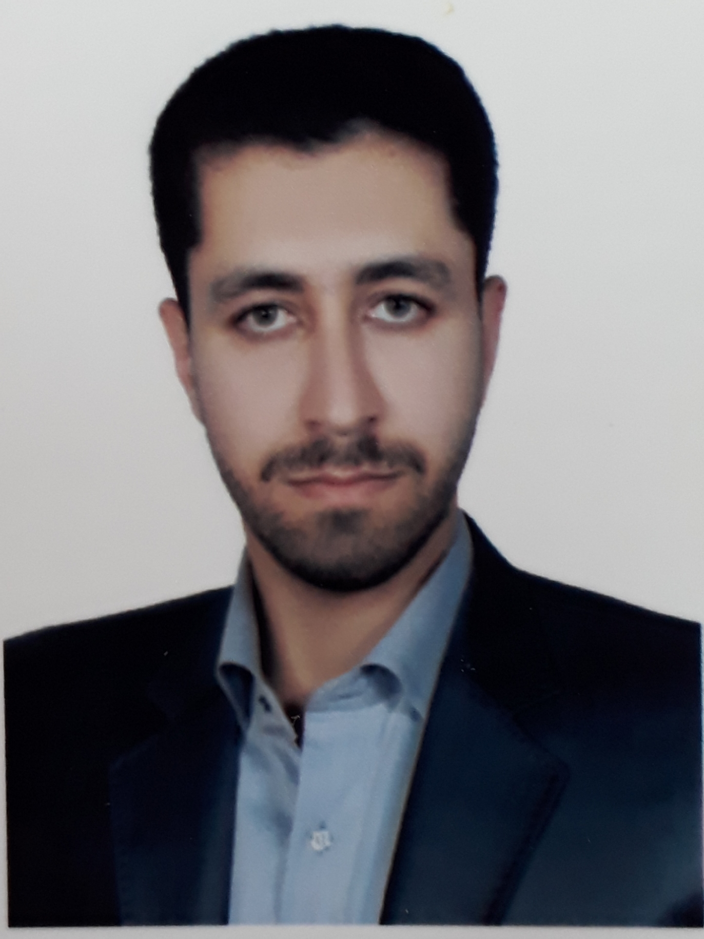 اعضا و مشاوران حقیقی -